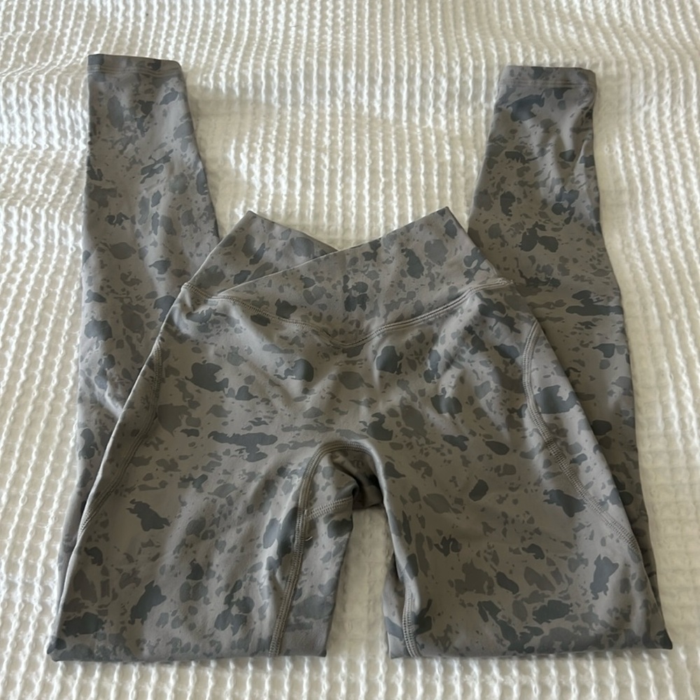 Alphalete leggings